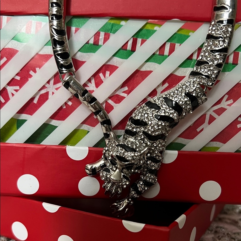 NTW Silver, Rhinestone, Painted Black Jaguar Collar Necklace Nordstrom - Picture 3 of 6